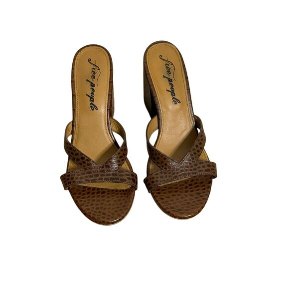 Free People Charlie-V Heel, Open Toe Brown Croc Sandals Size 37 - Picture 2 of 6